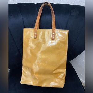 AUTHENTIC LOUIS
VUITTON VERNIS MOMOGRAM LEAD MM